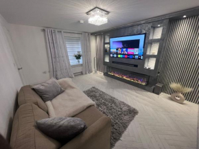 Lancaster Close, 14